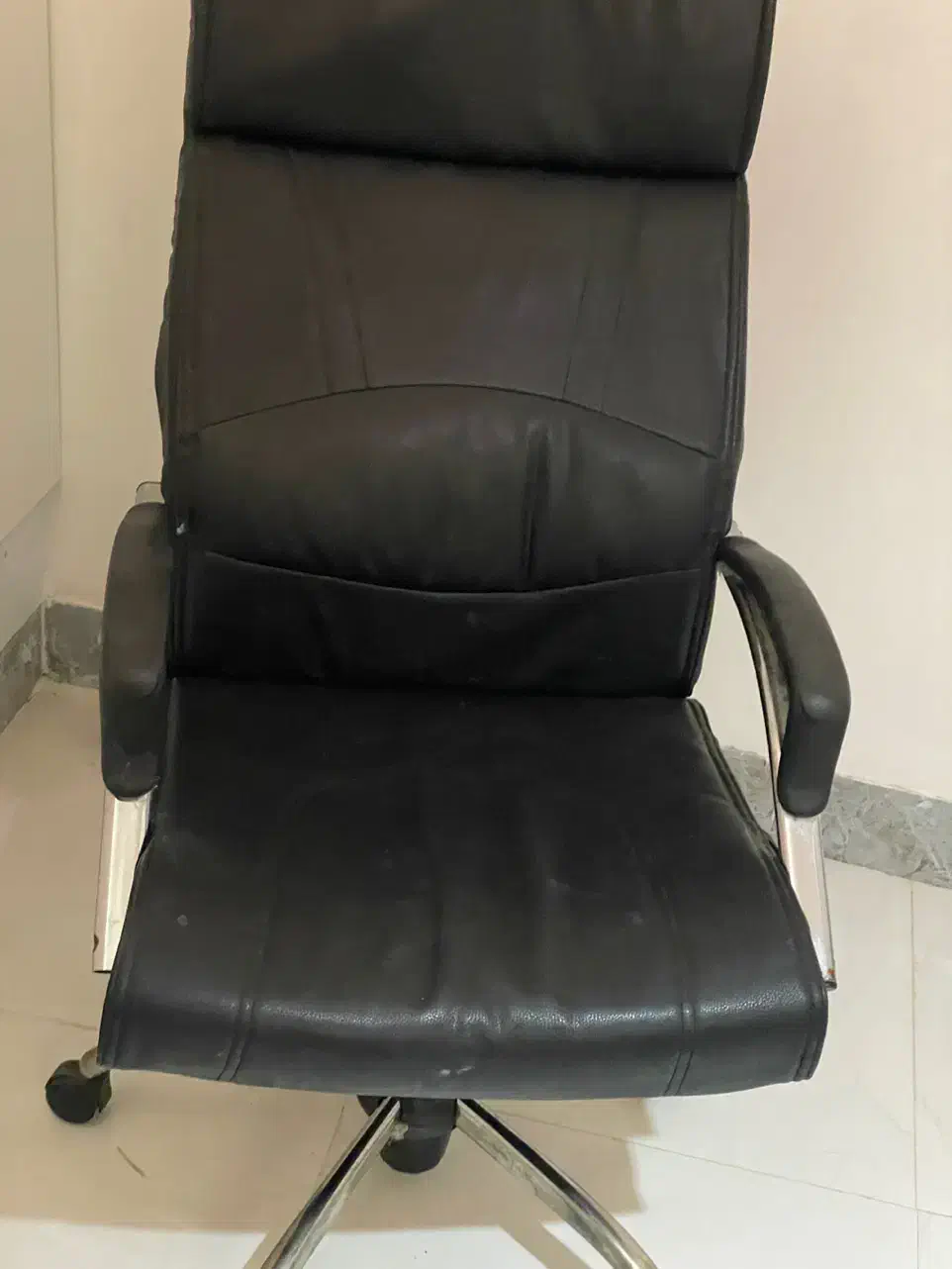 صندلی|مبلمان اداری|نیشابور, شهرک رسولی|دیوار