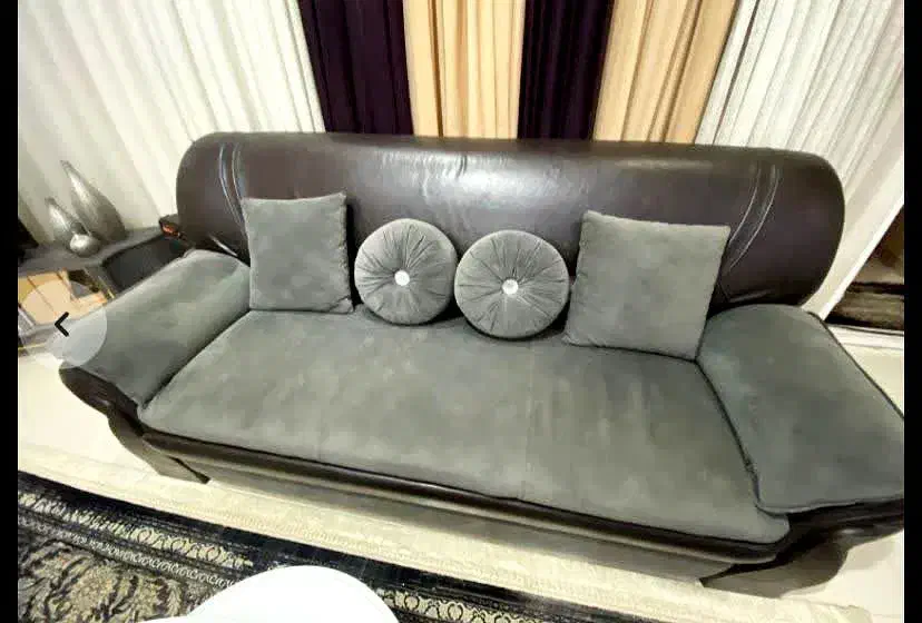 میز نو و مبل چرم ایتالیایی|مبلمان خانگی و میز عسلی|ابریشم, |دیوار