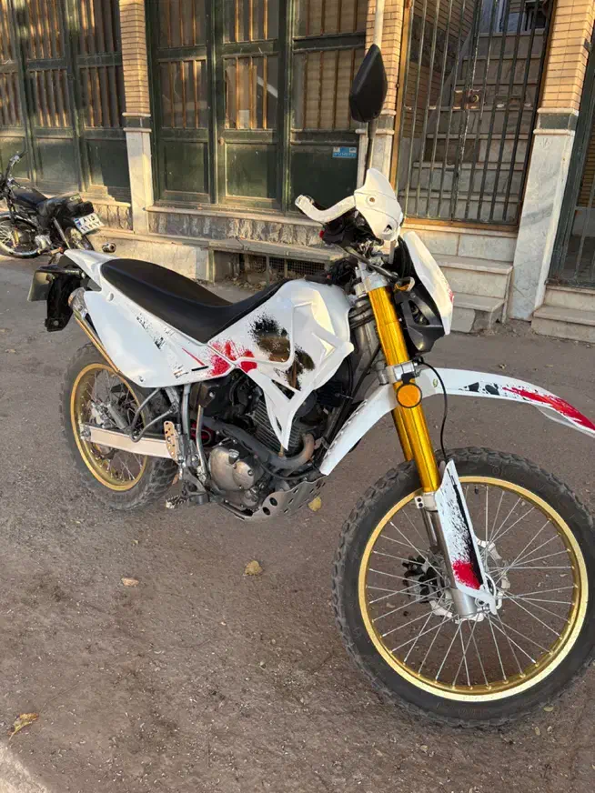 تریل روان ۲۰۰|موتورسیکلت|کرمان, |دیوار