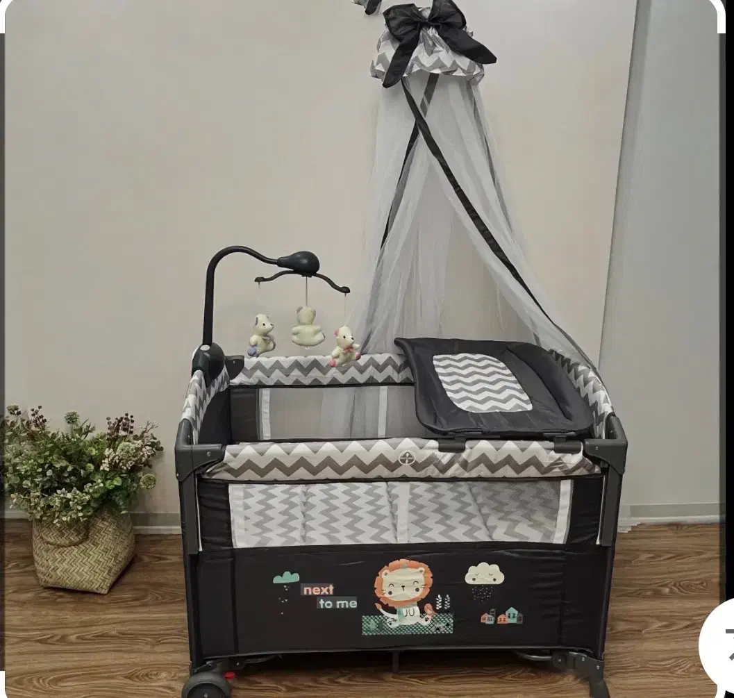 گهواره|تخت و صندلی بچه|قشم, |دیوار