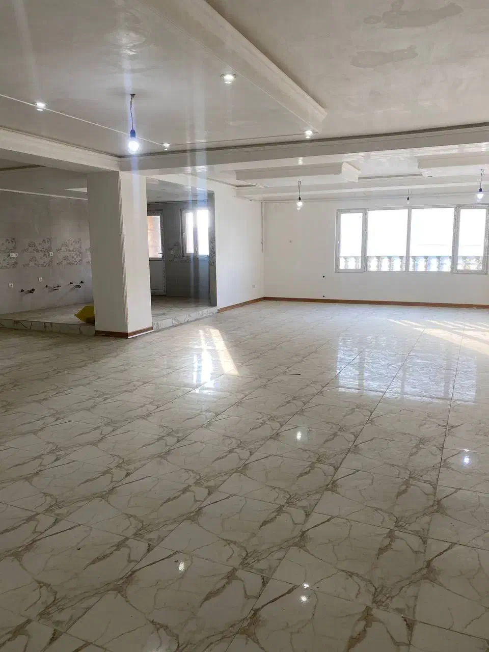 سه خوابه  /دوبر نور /میدان ال آقا فرمانداری|فروش آپارتمان|نهاوند, |دیوار