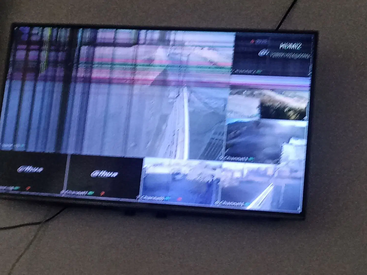 تلویزیون استی وژن۴۳ پنل ضربه خورده خط میا در سومس|تلویزیون و پروژکتور|زنجانرود, |دیوار