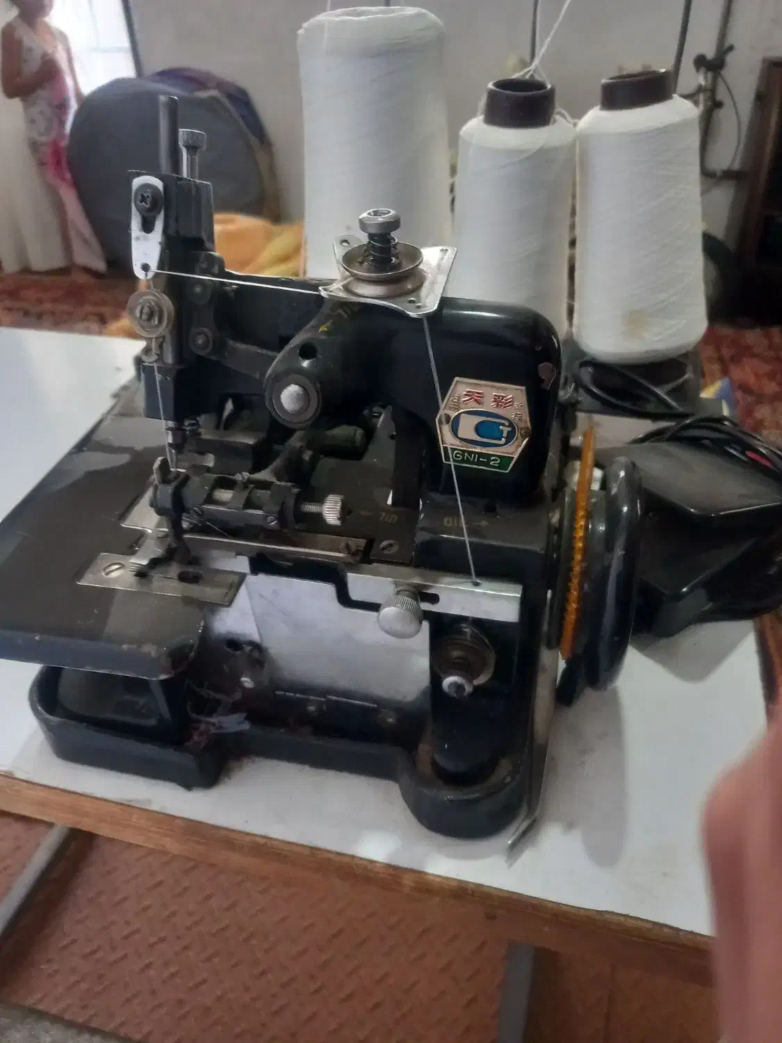 چرخ راسته دوز و سردوز|چرخ خیاطی و ریسندگی|چناران, |دیوار