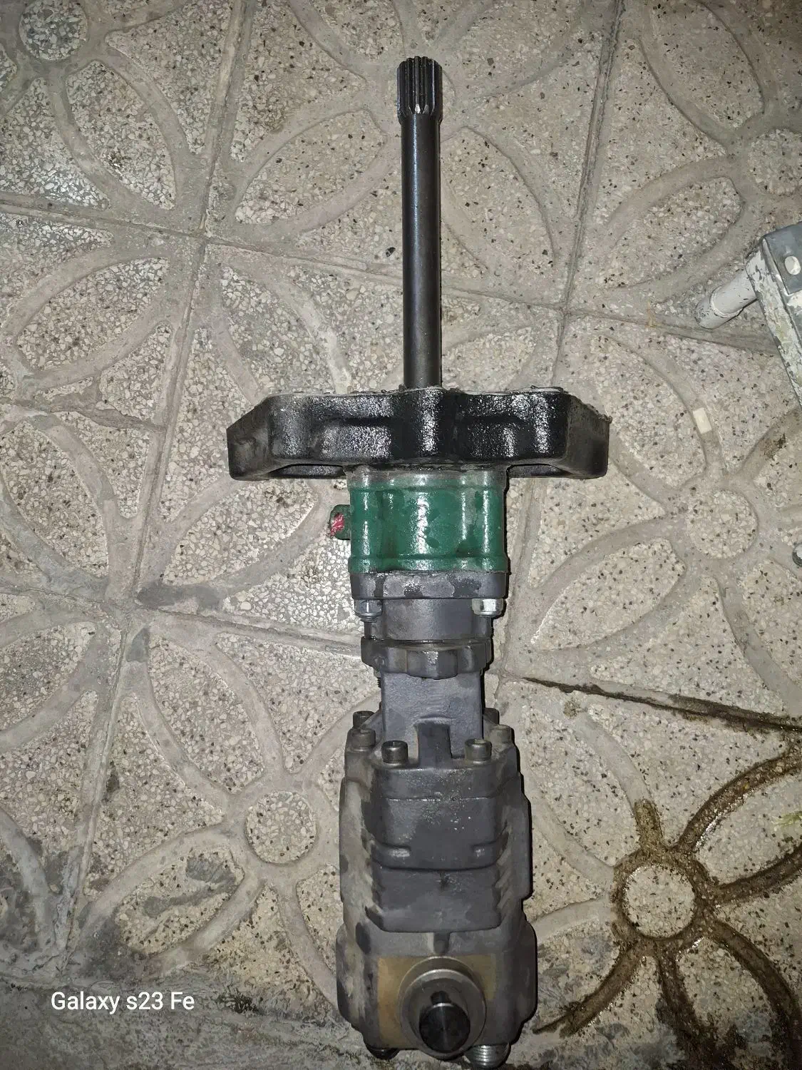 پمپ بغل گیربکسی|قطعات یدکی و لوازم جانبی|شیراز, سعدیه شمالی|دیوار