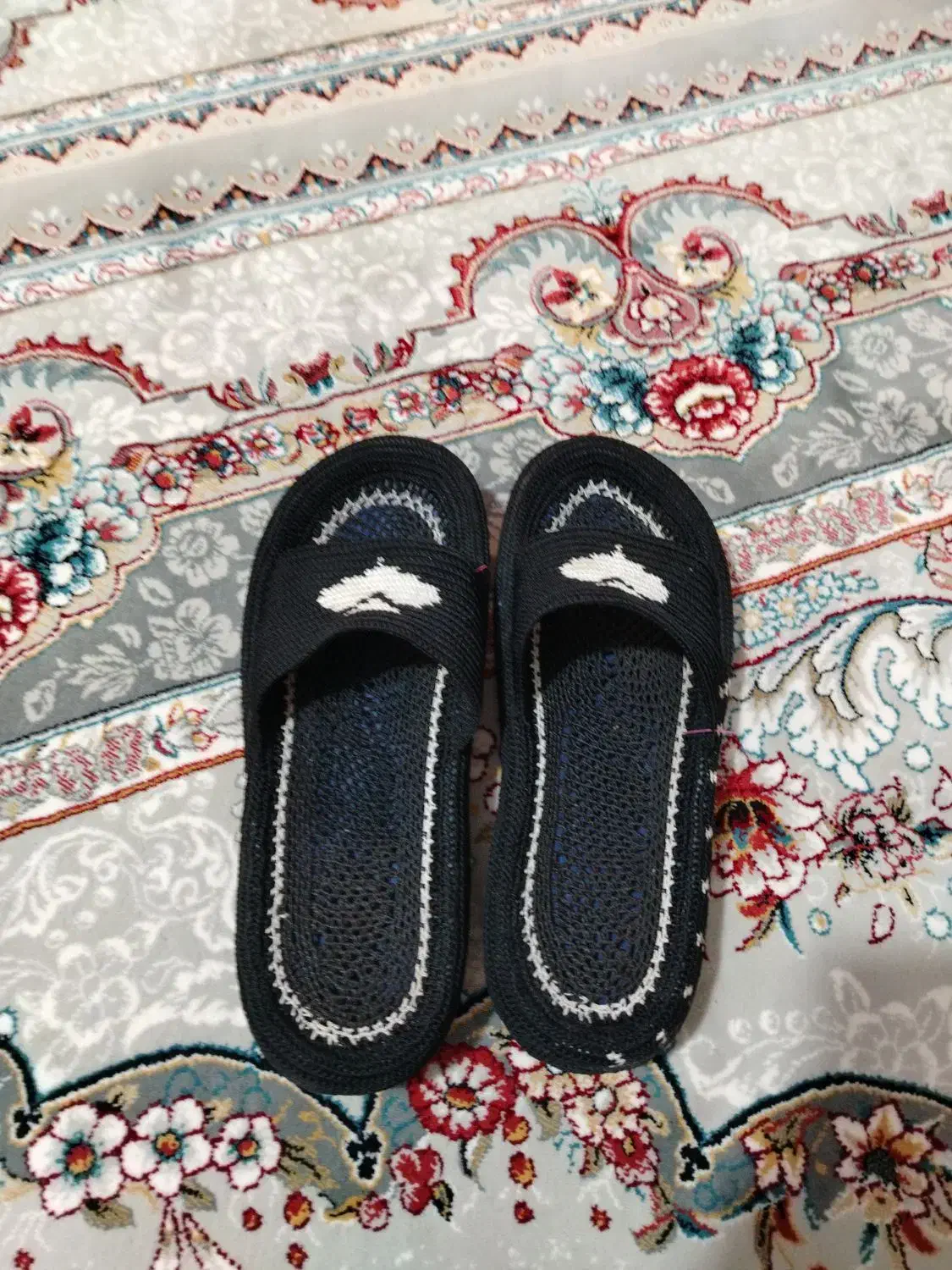 دمپایی زندانباف|کیف، کفش، کمربند|نیشابور, شریعتی|دیوار