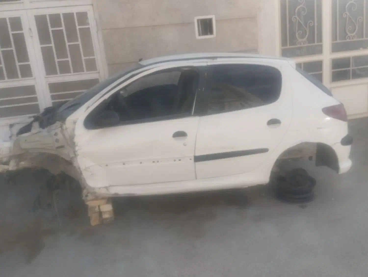 206مدل88تصادفی تیپ2|خودرو سواری و وانت|مشهد, سرافرازان|دیوار