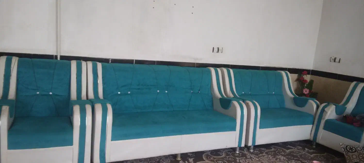 مبل ۷نفره  به همراه ۳تامیزعسلی 1م ۴۰۰|مبلمان خانگی و میز عسلی|بوژگان, |دیوار