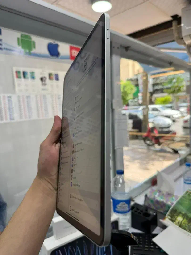 iPad Pro|تبلت|شیراز, زند|دیوار