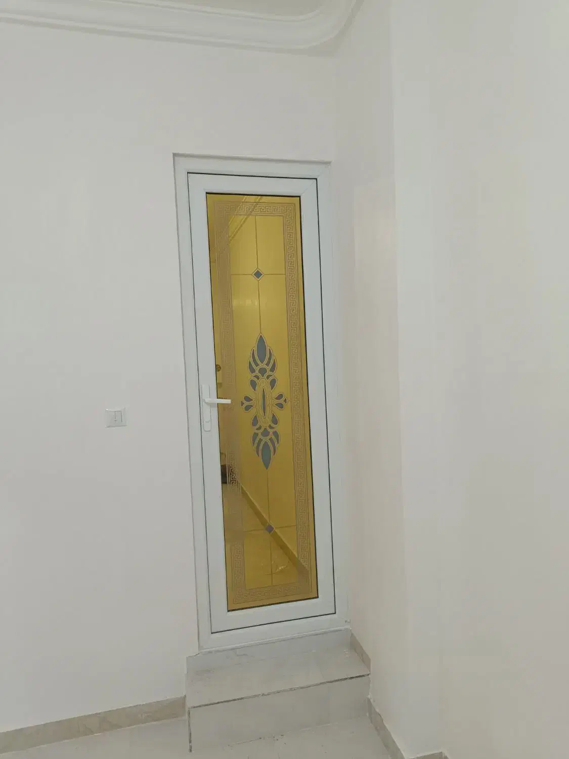 درب و پنجره پی وی سی|مصالح و تجهیزات ساختمان|ارومیه, |دیوار