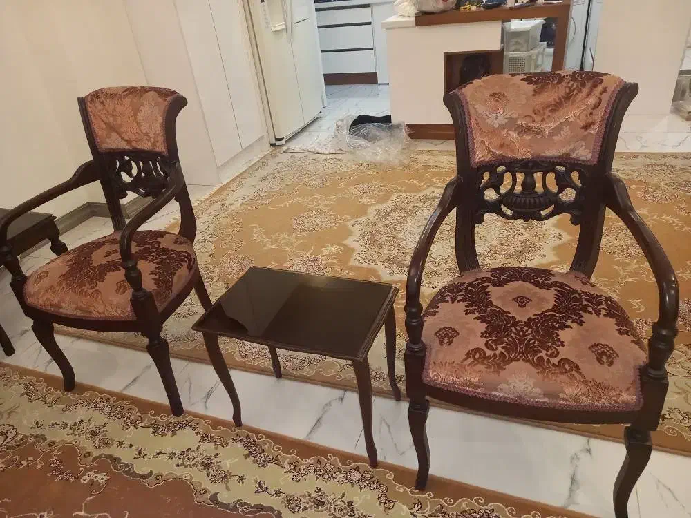 مبلمان ۸ نفره ظریف و کم جا|مبلمان خانگی و میز عسلی|تهران, نظام‌آباد|دیوار