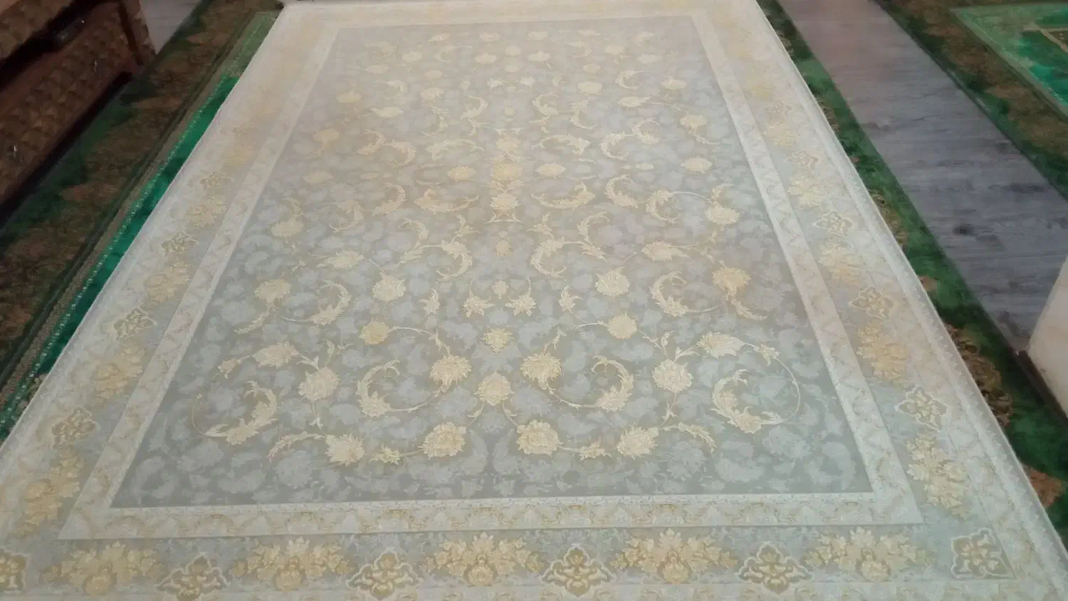 فرش در حد نو|فرش|کرمانشاه, |دیوار