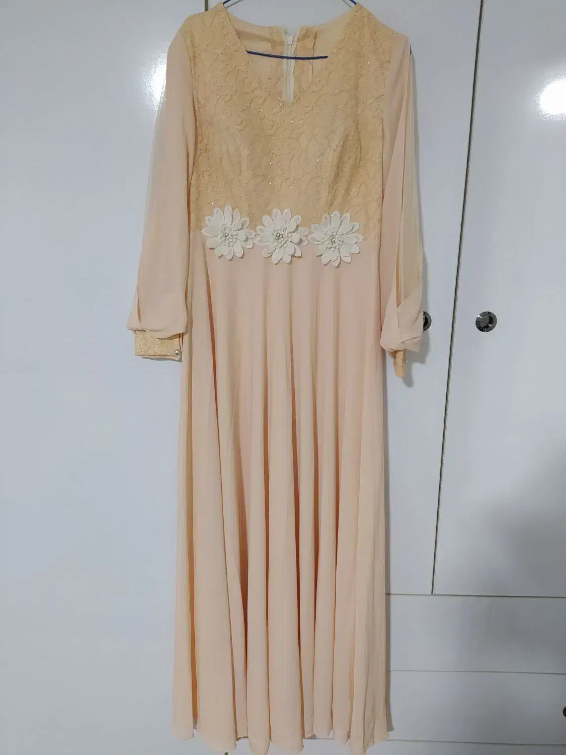 لباس مجلسی نو|لباس|اراک, |دیوار