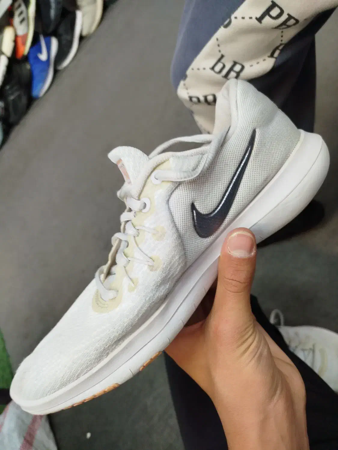 کفش نایک|کیف، کفش، کمربند|خمین, |دیوار