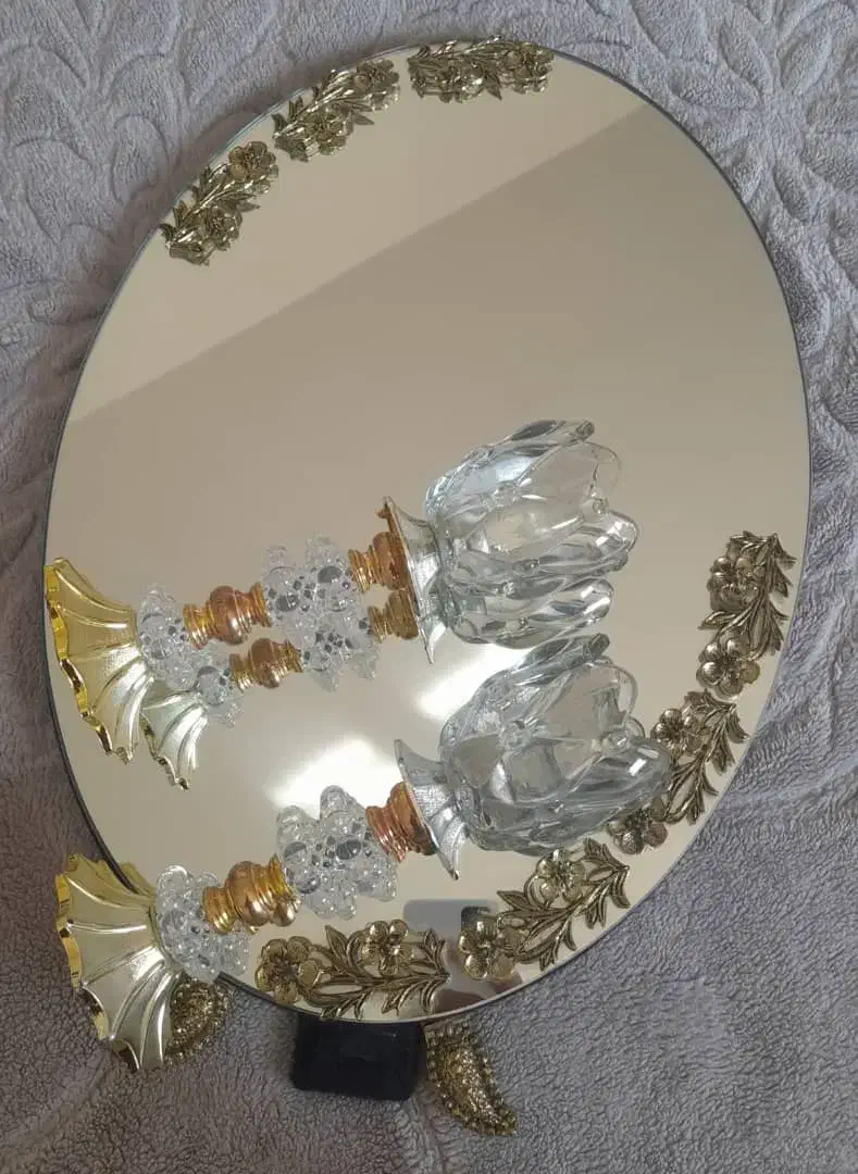 اینه و شمعدان|آینه|ارومیه, |دیوار