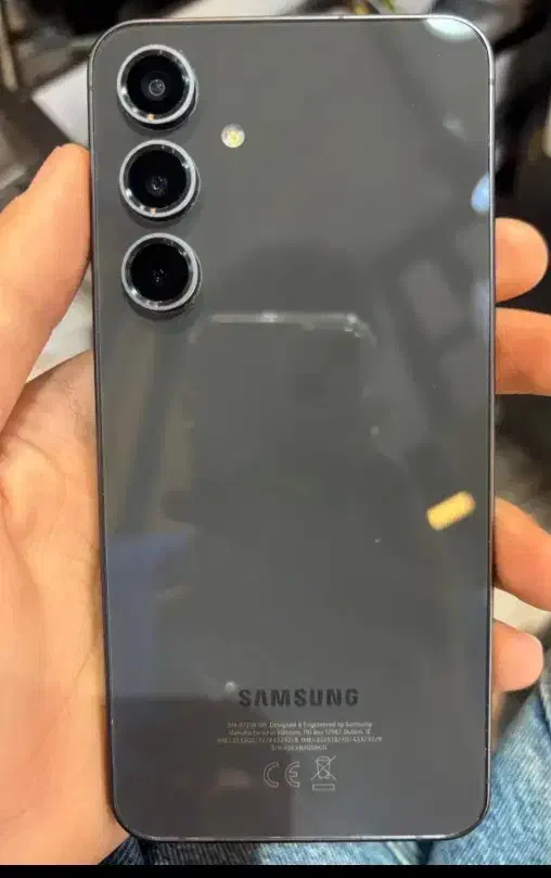 سامسونگ Galaxy S24 FE با حافظهٔ ۲۵۶ گیگابایت|موبایل|شیراز, زند|دیوار
