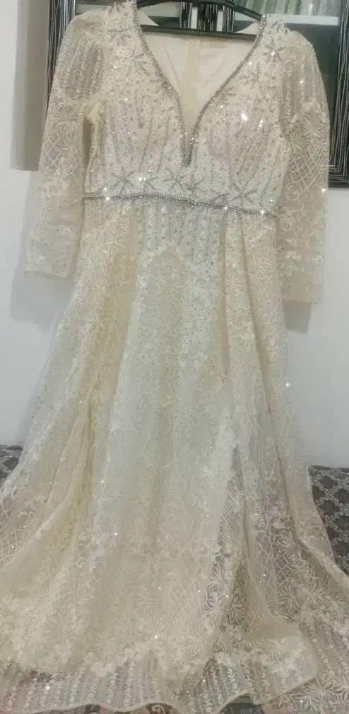 لباس|لباس|آبپخش, |دیوار