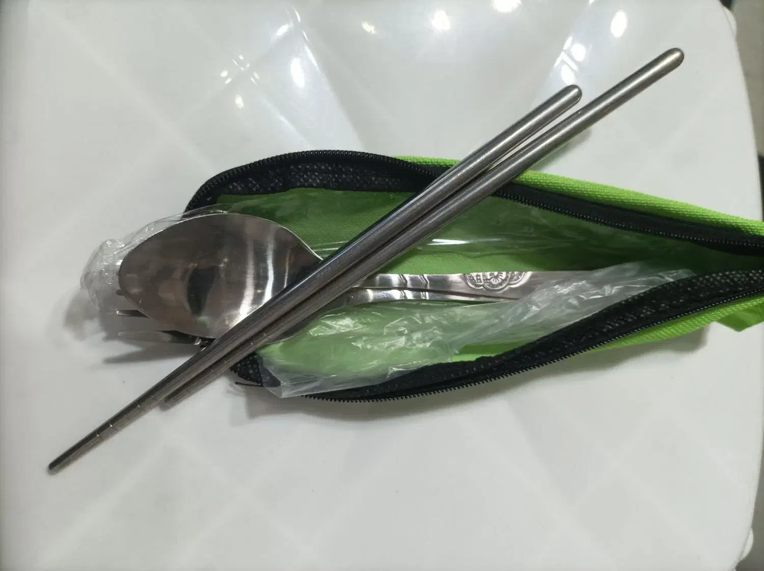 قاشق و چنگال کودک فانتزی|ظروف سرو و پذیرایی|شیراز, پودنک|دیوار