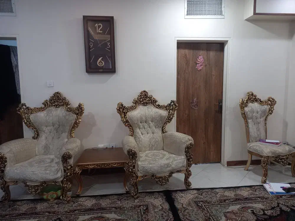 مبلمان سلطنتی|مبلمان خانگی و میز عسلی|تهران, والفجر (افسریه)|دیوار