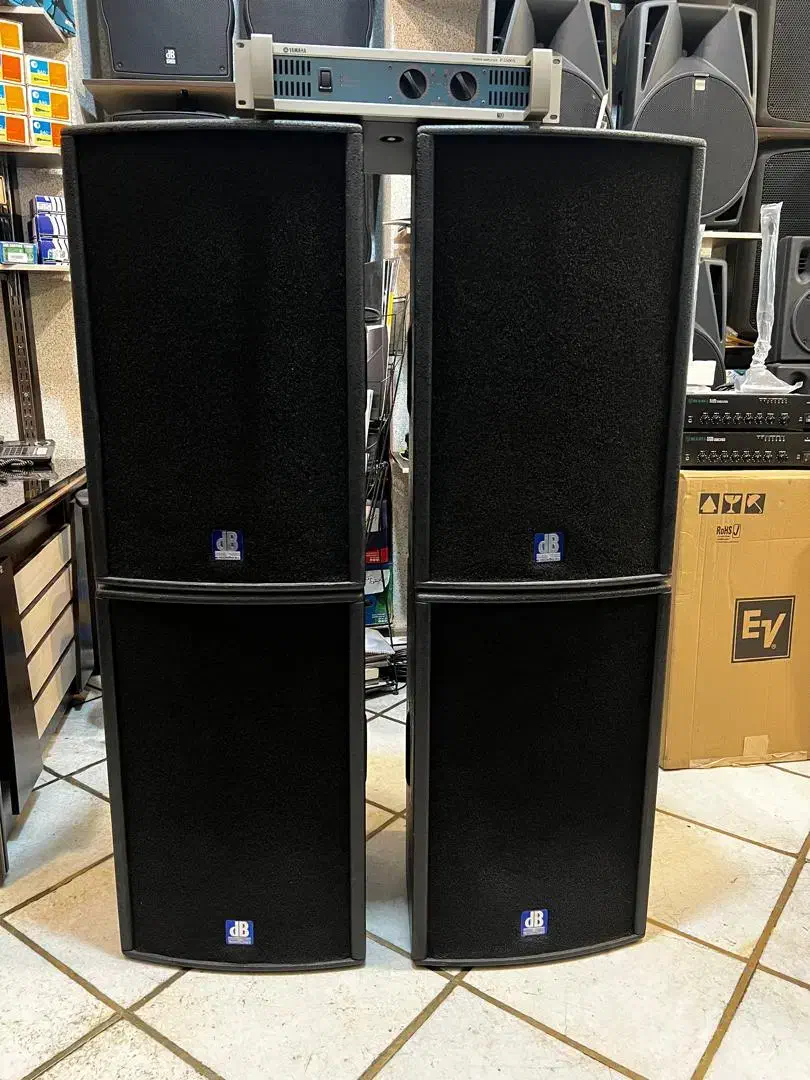 اجاره سیستم صدا و اجرای موزیک و استیج|خدمات پذیرایی، مراسم|تهران, بروجردی|دیوار