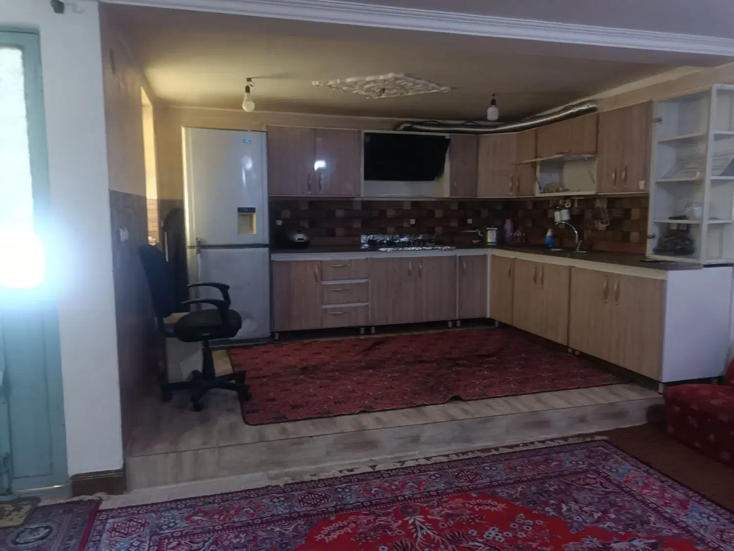 اجاره واحدطبقه اول|اجارهٔ کوتاه‌مدت آپارتمان و سوئیت|بندر گناوه, |دیوار