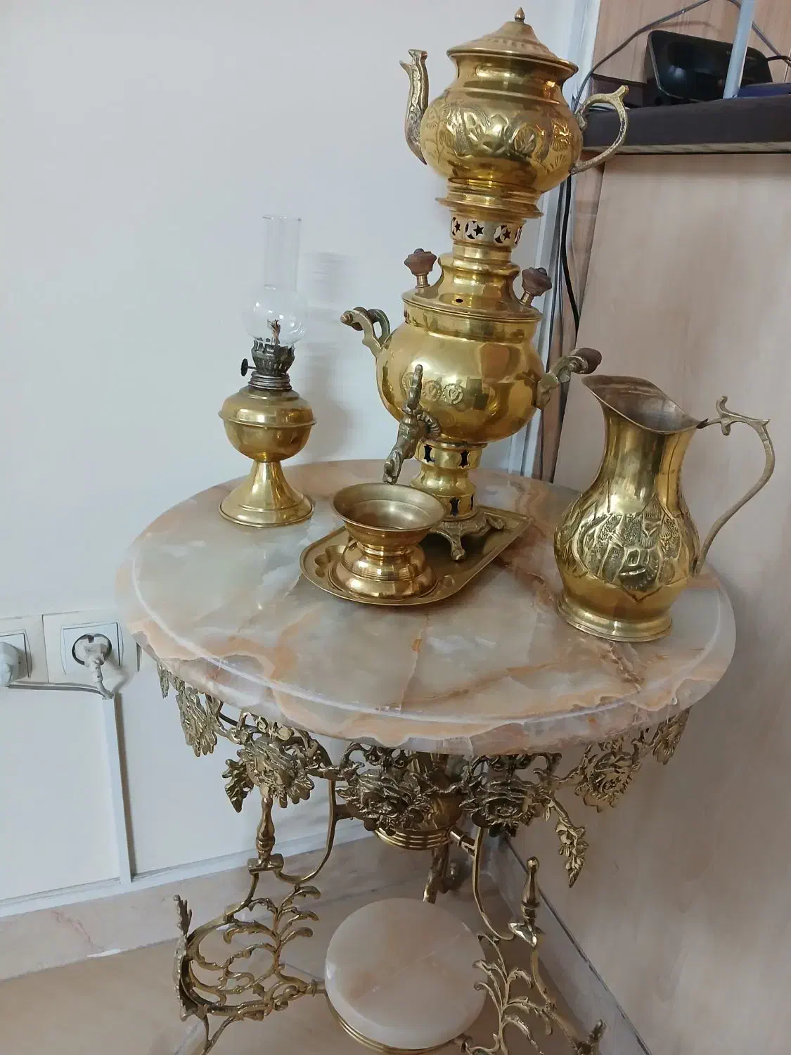 میز برنجی|میز تلفن|تهران, مسعودیه|دیوار