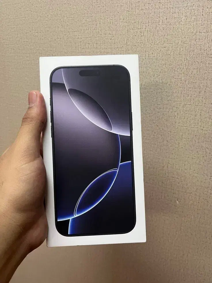 iPhone 16 Pro Max|موبایل|آبپخش, |دیوار