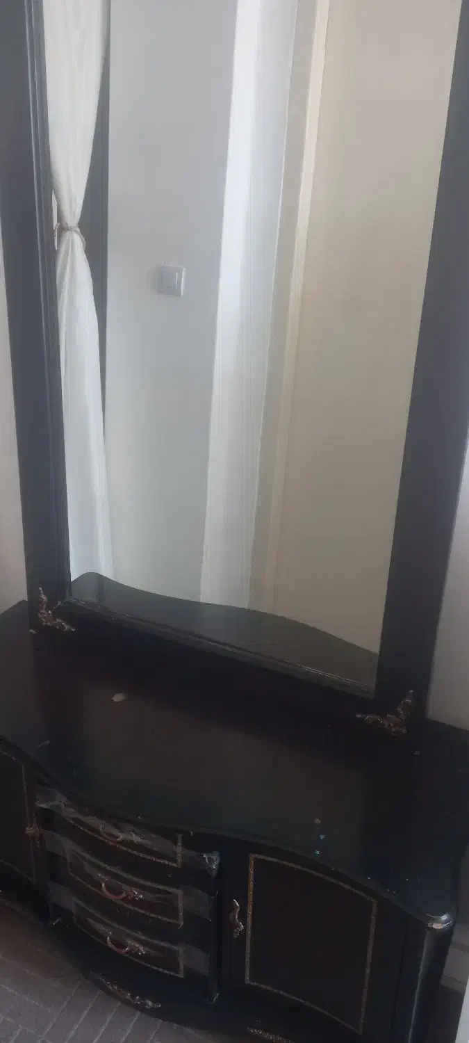 میز و آینه|بوفه، ویترین، کنسول|زاهدان, |دیوار