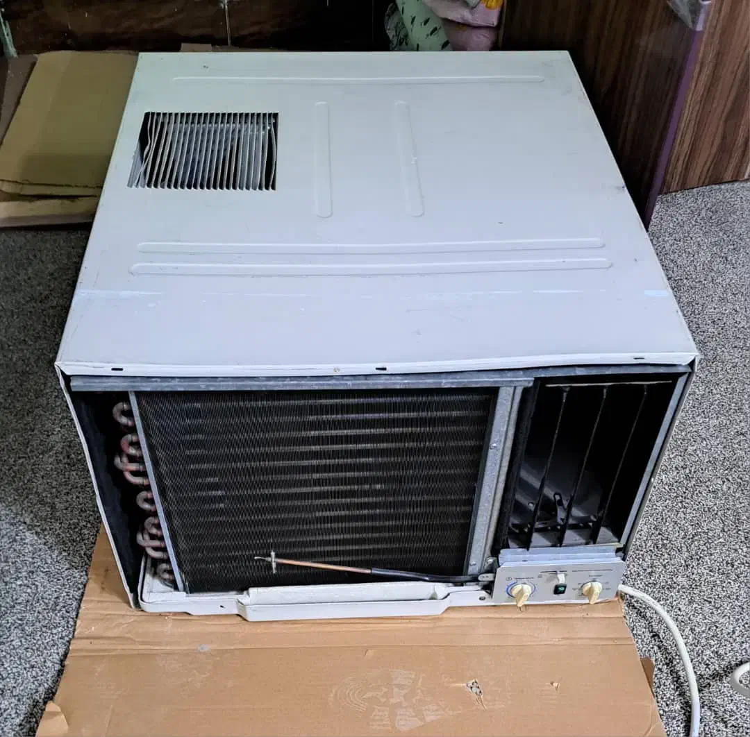 کولر|کولر گازی و فن‌کوئل|لیکک, |دیوار