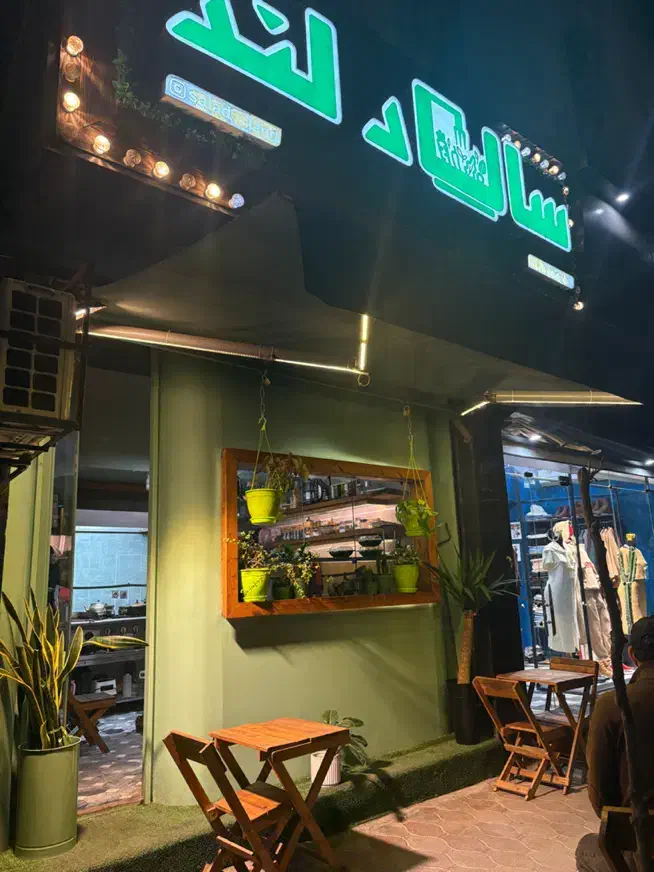 استخدام نیروی کار و کمک اشپز|استخدام خدمات فروشگاه و رستوران|قائم‌شهر, |دیوار