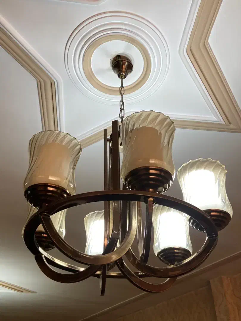 لوستر ۳ عدد|لوستر و چراغ آویز|شیروان (خراسان), |دیوار