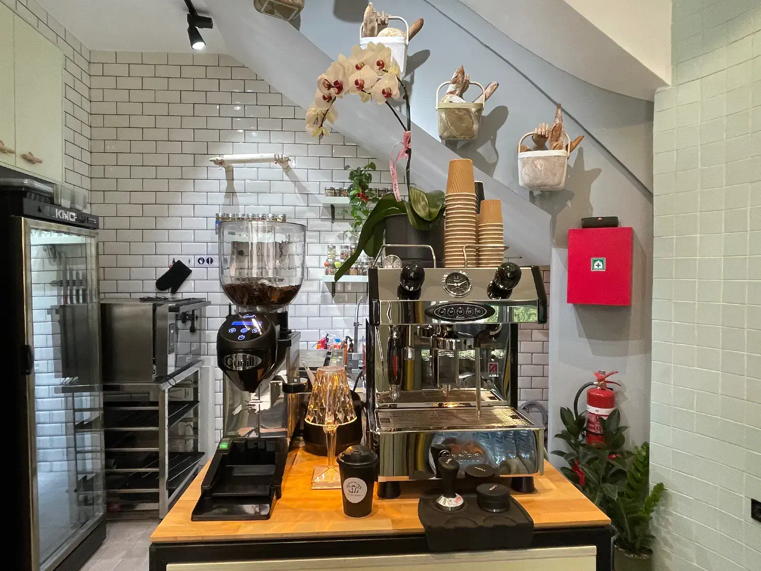 فروش اسپرسو ساز صنعتی و آسیاب|کافیشاپ و رستوران|تهران, الهیه|دیوار