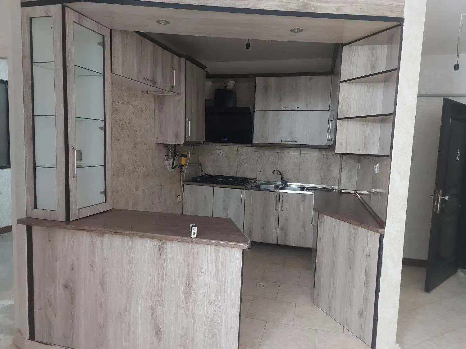 واحد۸۳متری خوش نقشه در شهرک آبشناسان رباطکریم|فروش آپارتمان|رباطکریم, مسکن مهر آبشناسان|دیوار