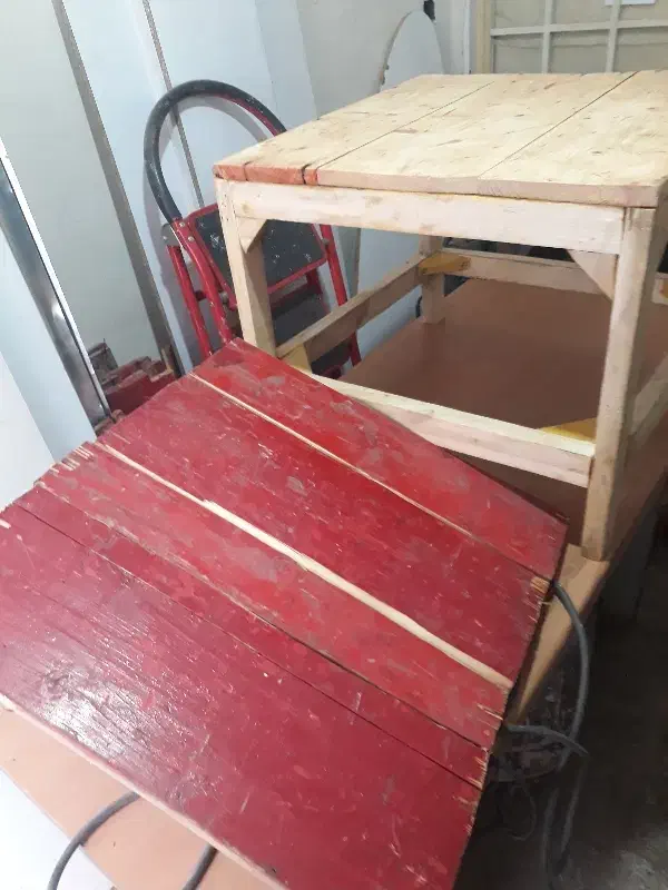 کرسی چوبی ابعاد۶۰در۶۰ در۵۰ ارتفاع|مبلمان خانگی و میز عسلی|شاهین‌شهر, حاجی آباد|دیوار