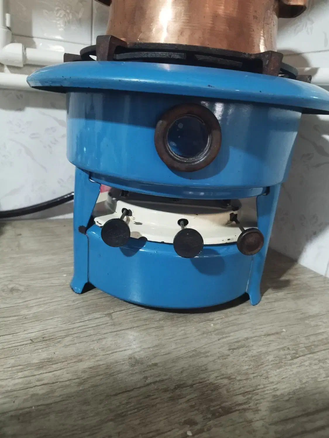 چراغ قدیمی|کلکسیون اشیاء عتیقه|اراک, |دیوار