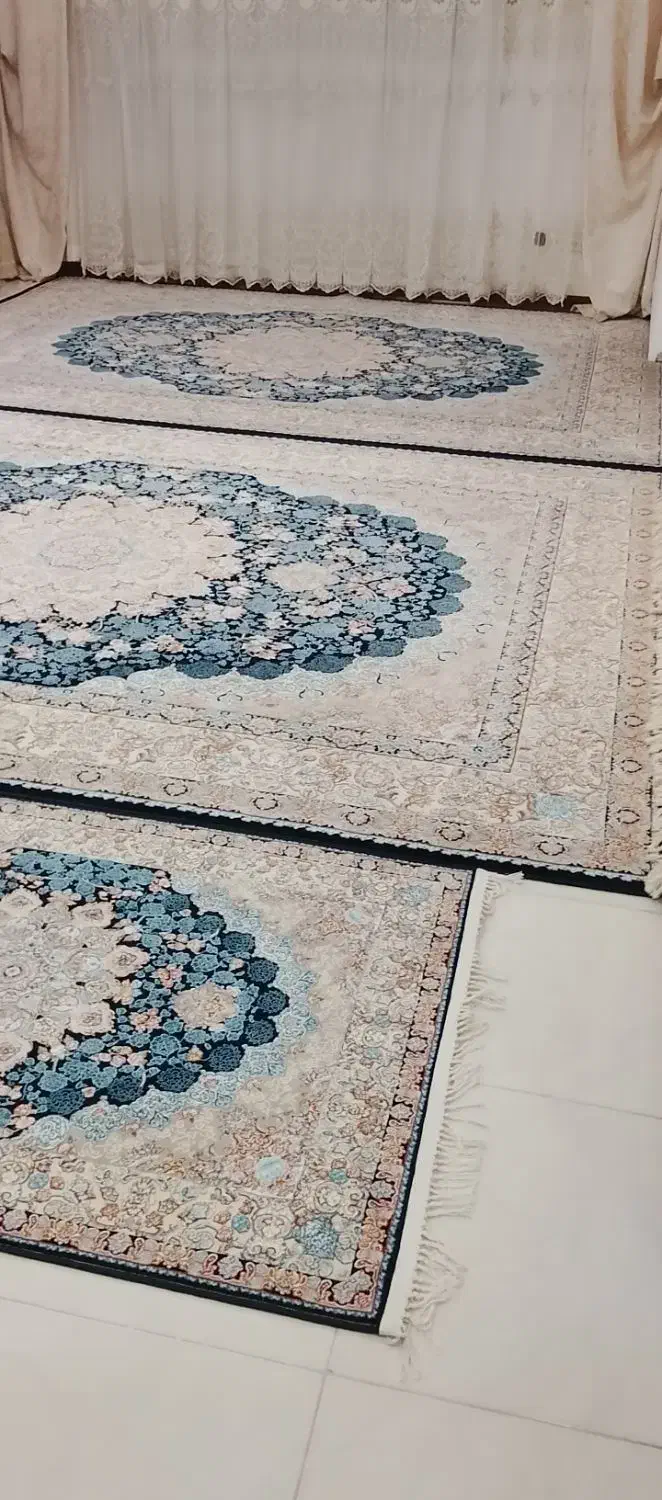 دو عدد فرش نه متری و دو عدد قالیچه هزار شانه|فرش|شهریار, شهرک وائین|دیوار