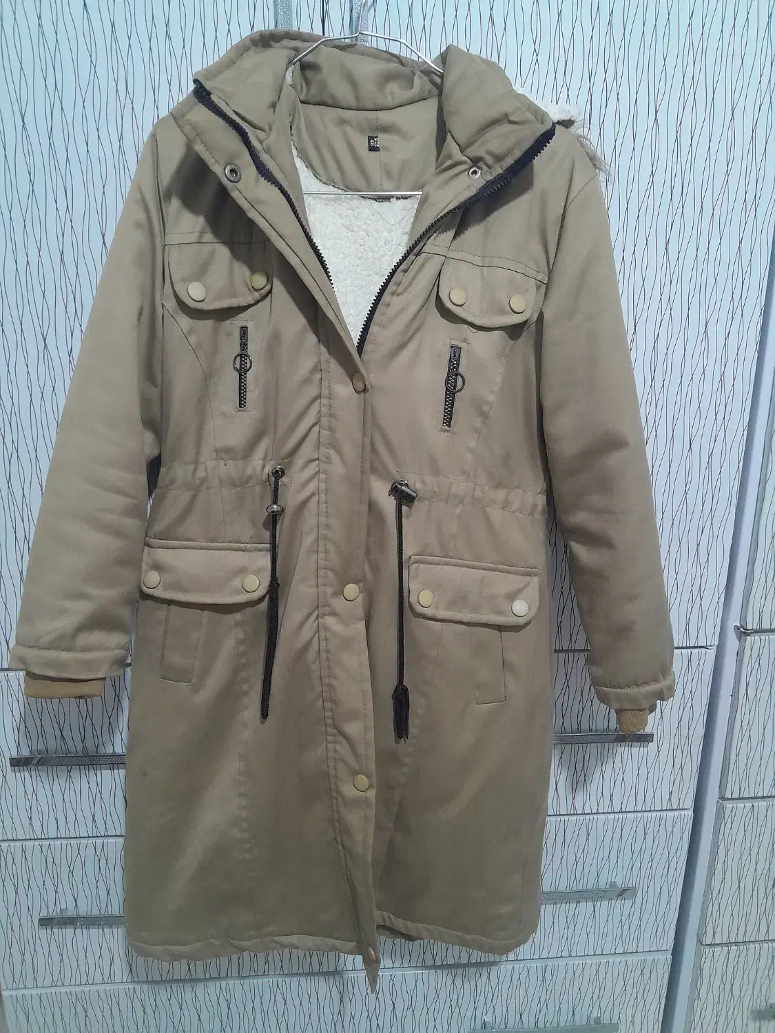 پالتو درحد نو|لباس|سرپل ذهاب, |دیوار