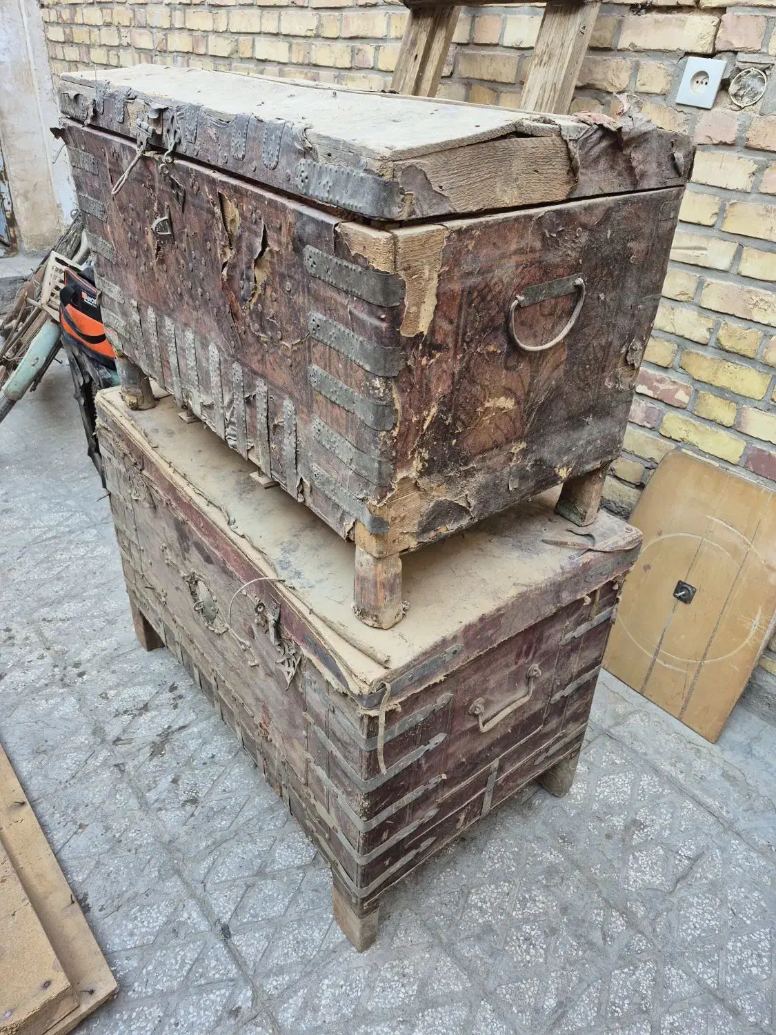 ۲ عدد صندوق عتیقه|کلکسیون اشیاء عتیقه|یزد, |دیوار