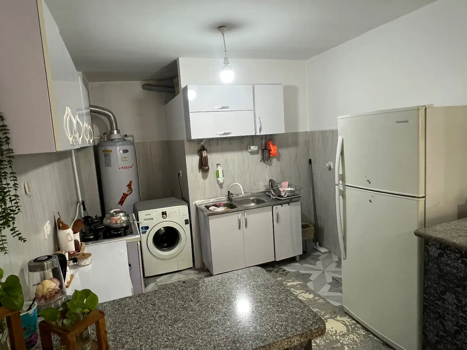 فروش منزل مسکونی|فروش آپارتمان|کبودرآهنگ, |دیوار