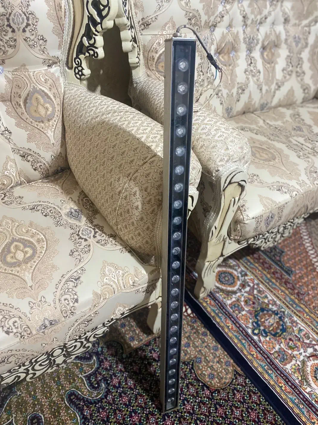 چراغ|لامپ و چراغ|رشت, حومه رشت|دیوار