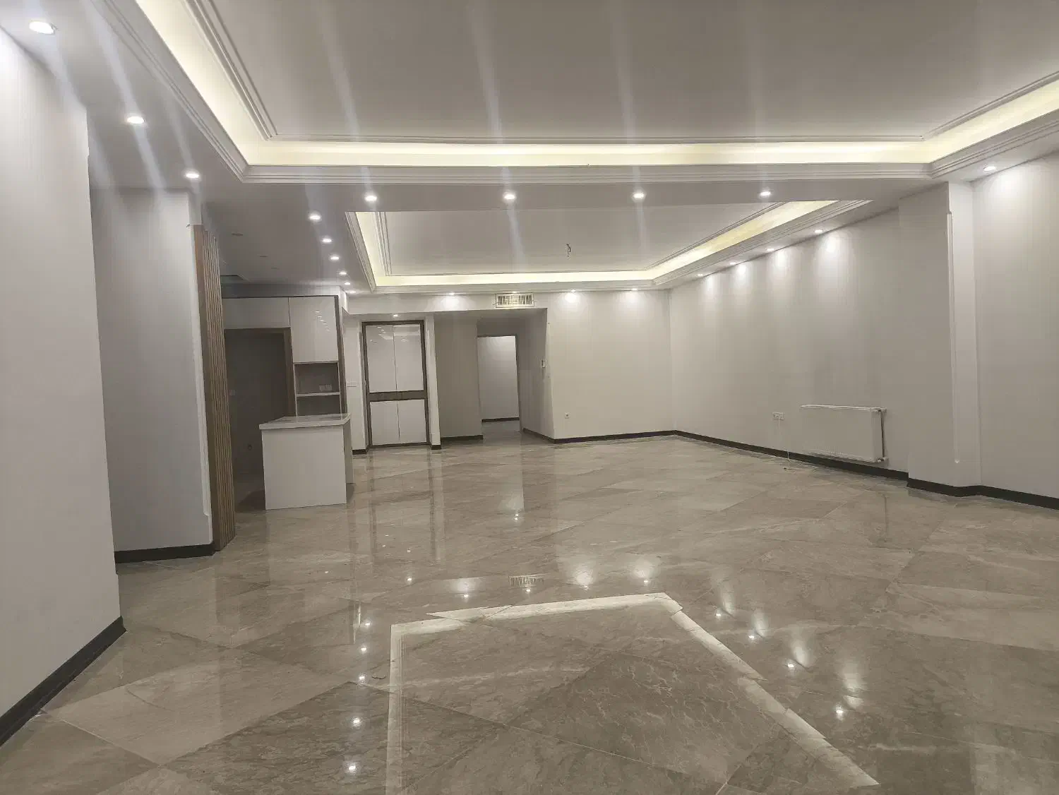 آپارتمان فروشی متراژ بالا،خوش نقشه و لوکس|فروش آپارتمان|دماوند, گیلاوند|دیوار