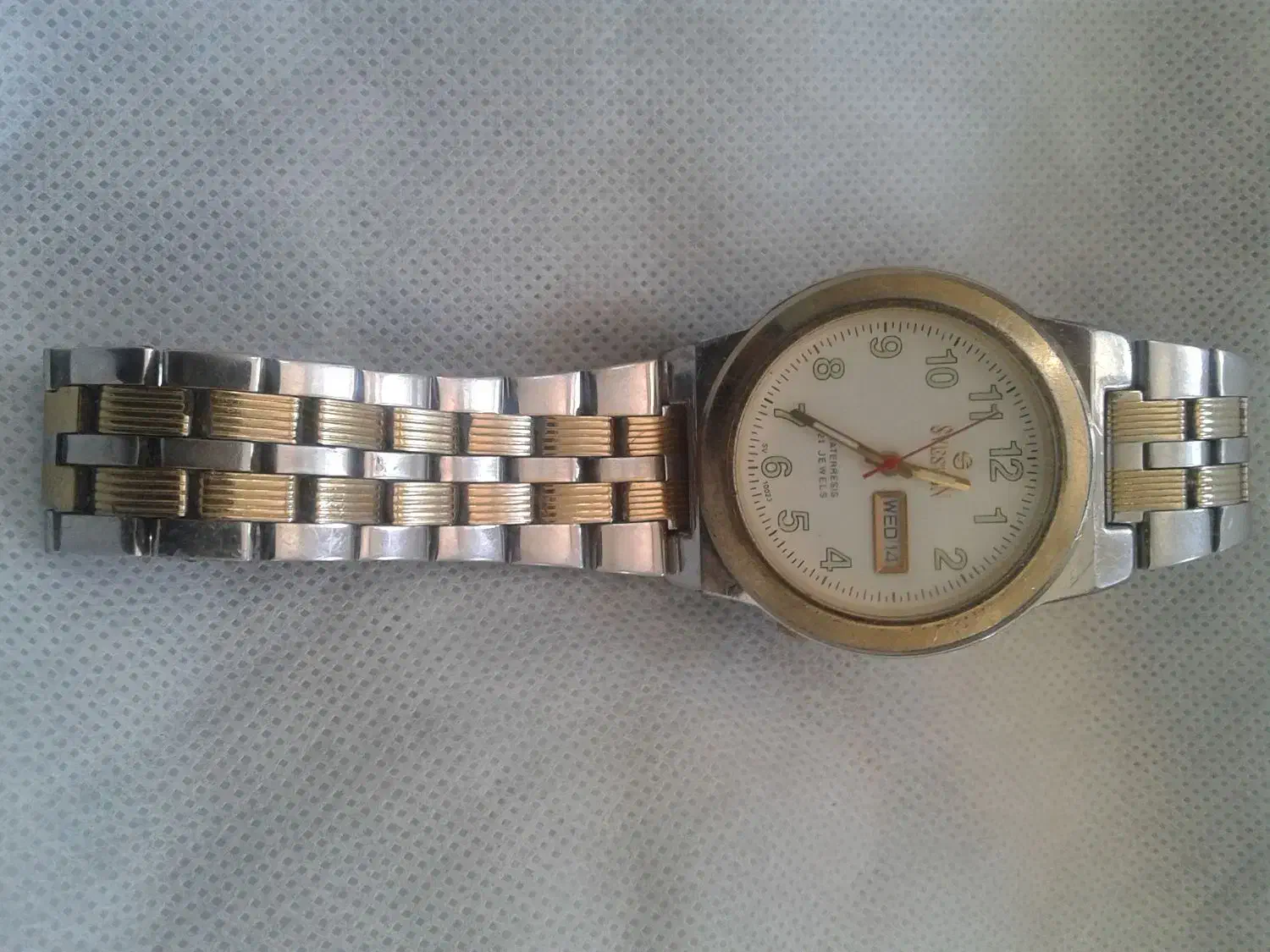 ساعت سوستون|ساعت|کازرون, |دیوار