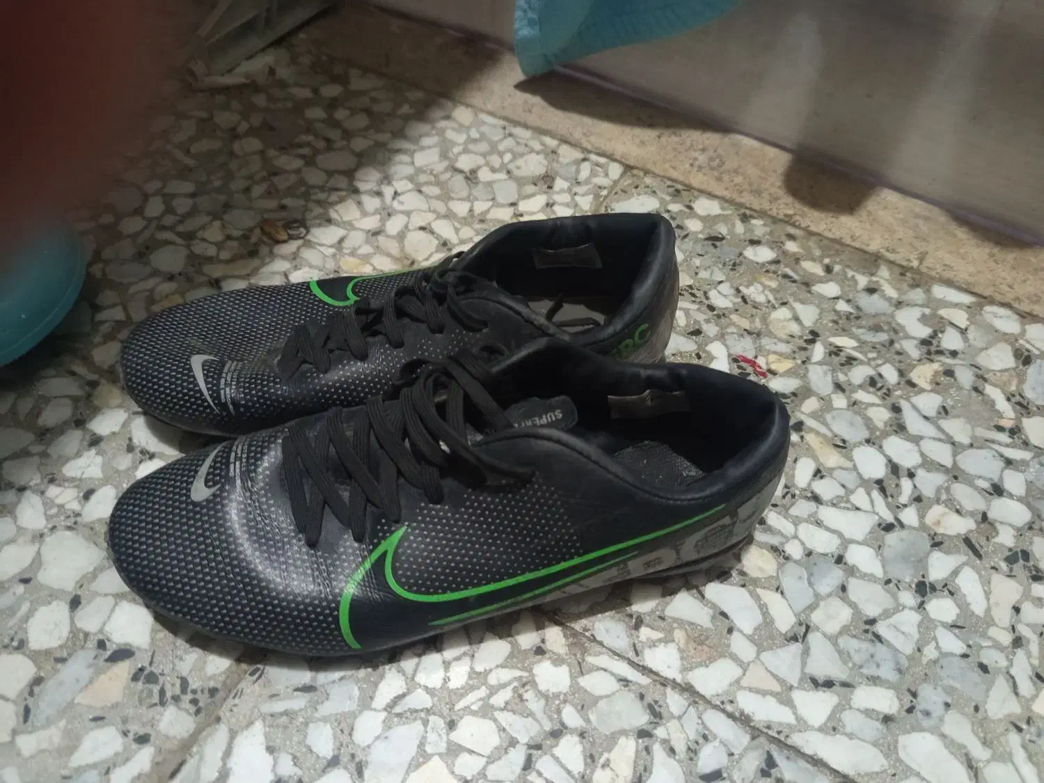 کفش فوتبالی|کیف، کفش، کمربند|تهران, مشیریه|دیوار