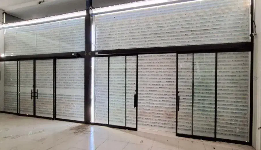 شیشه سکوریت دربهای اتومات پارتیشن شیشه ای|خدمات پیشه و مهارت|قزوین, |دیوار