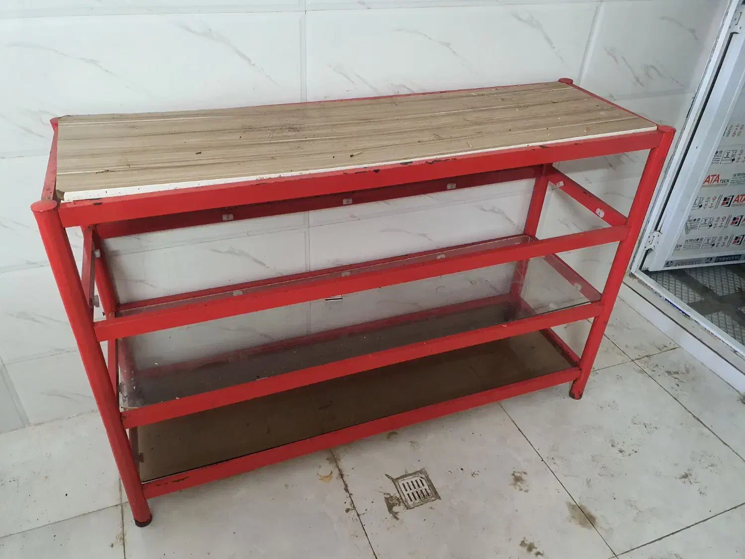 ویترین بزرگ|بوفه، ویترین، کنسول|املش, |دیوار