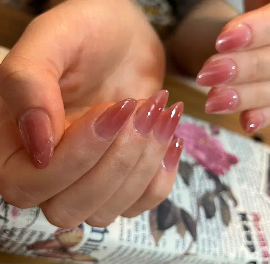 کاشت ناخن|خدمات آرایشگری و زیبایی|محمدشهر, محمدشهر|دیوار