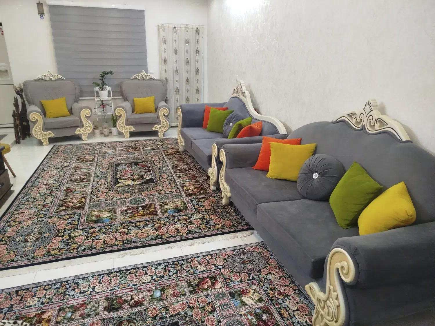 مبلمان سالم وتمیز|مبلمان خانگی و میز عسلی|فولادشهر, C2|دیوار