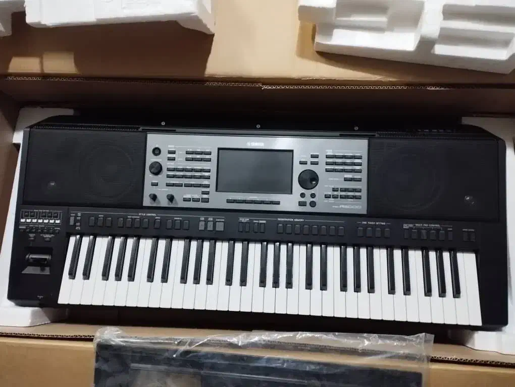 a5000|پیانو، کیبورد، آکاردئون|شیراز, کوزه گری|دیوار