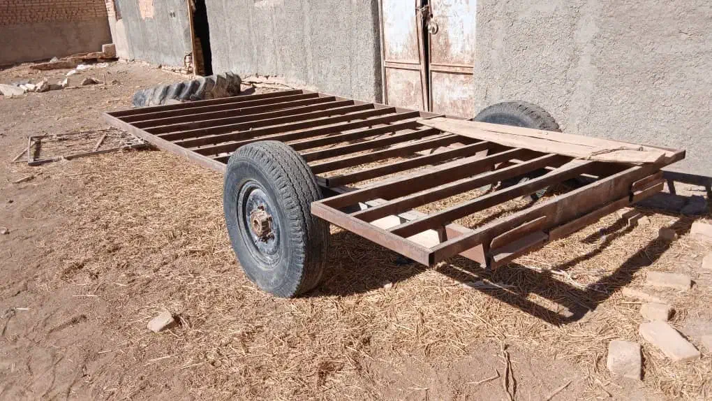 یدک کش پشت تراکتوری بدون لبه|ماشین‌آلات صنعتی|اسفراین, |دیوار