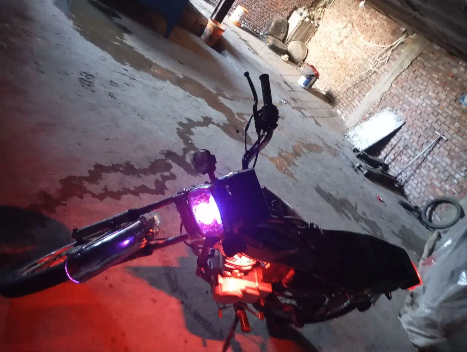 متور سیکلت|موتورسیکلت|دیواندره, |دیوار