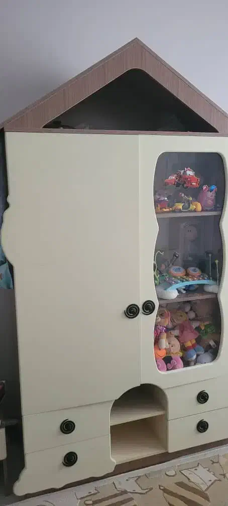 تخت و کمد ...برند شرکتی ساحل چوب|تخت و سرویس خواب|سبزوار, قصبه اب یمین|دیوار